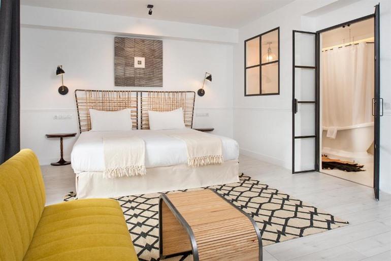 7 Islas Hotel boeken