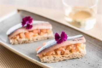 AC Hotel Alicante by Marriott boeken