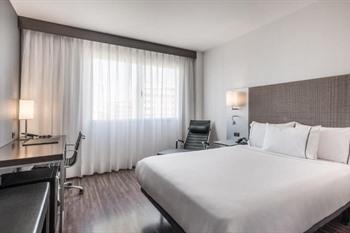 AC Hotel Alicante by Marriott boeken