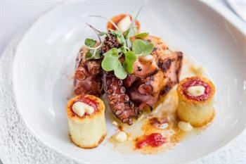 Acta Arthotel boeken