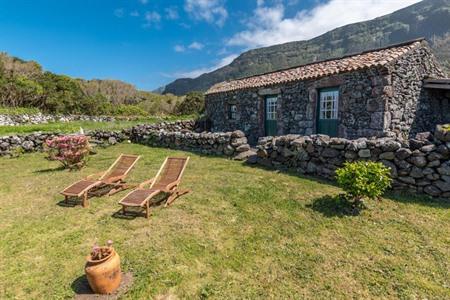 Aldeia da Cuada is een charmante vakantievilla en biedt comfort en luxe tijdens je verblijf