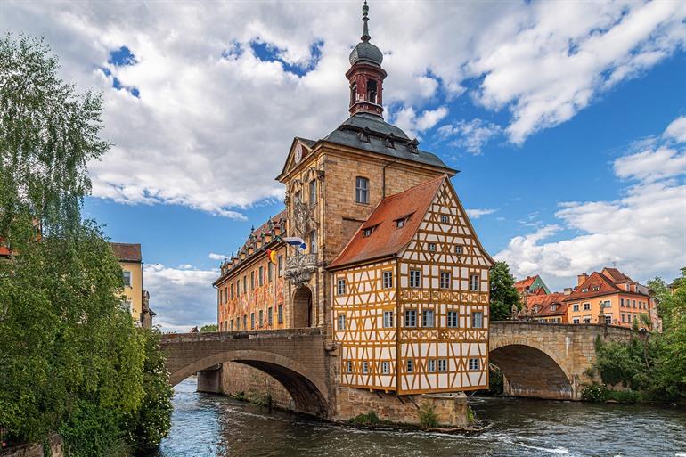 Altes Rathaus midden in de rivier, Bamberg
