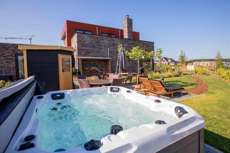 Amsterdam Area Residence Oosterwold boeken