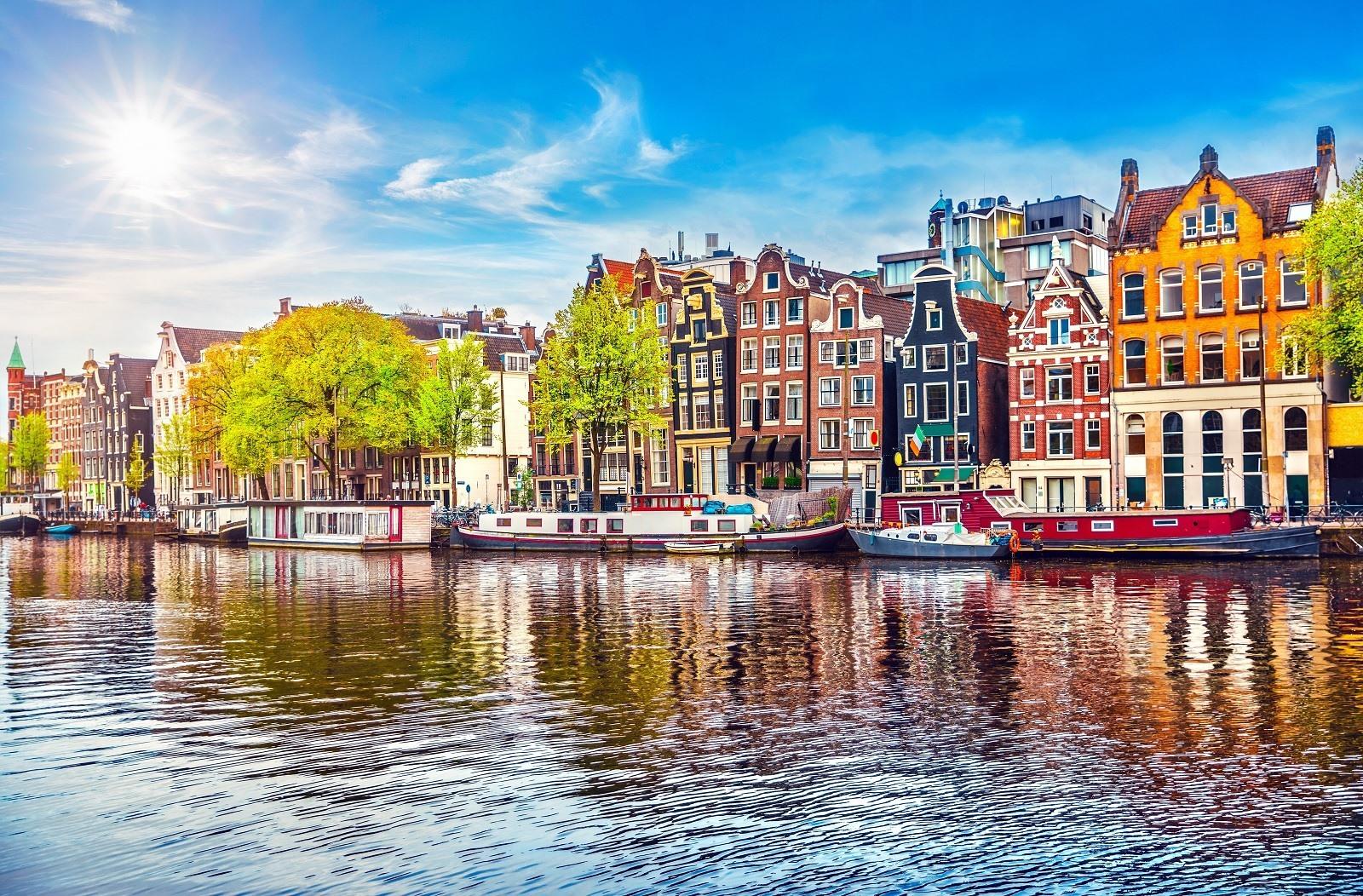 Amsterdam bezoeken? Alles wat je moet weten over Amsterdam