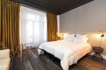 Arome Hotel