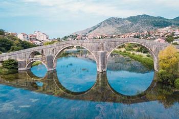 Arslan Aga brug in Trebinje, Bosnië en Herzegovina