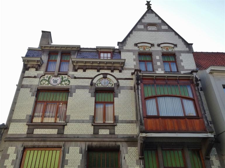 Art-nouveau gebouw in Ronse