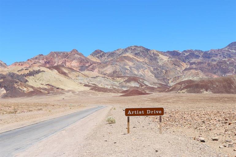 Artist’s Drive Death Valley