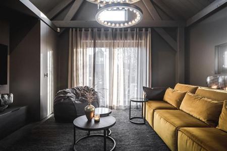 B&B Under the Mill, Edam boeken