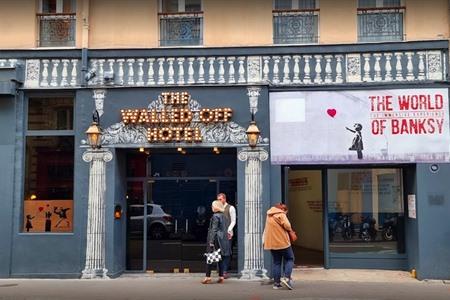 Banksy museum in Parijs bezoeken? Duik in de wereld van Banksy + tickets kopen