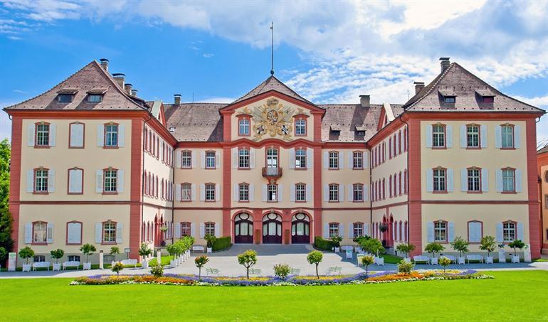 Barokke paleis op het bloemeneiland Mainau, Bodensee