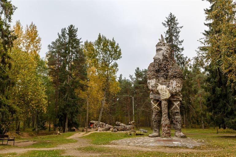 Beeldhouwwerken in het Glehn-park, Estland