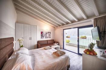 Bella Hotel & Restaurant (San Felice del Benaco)