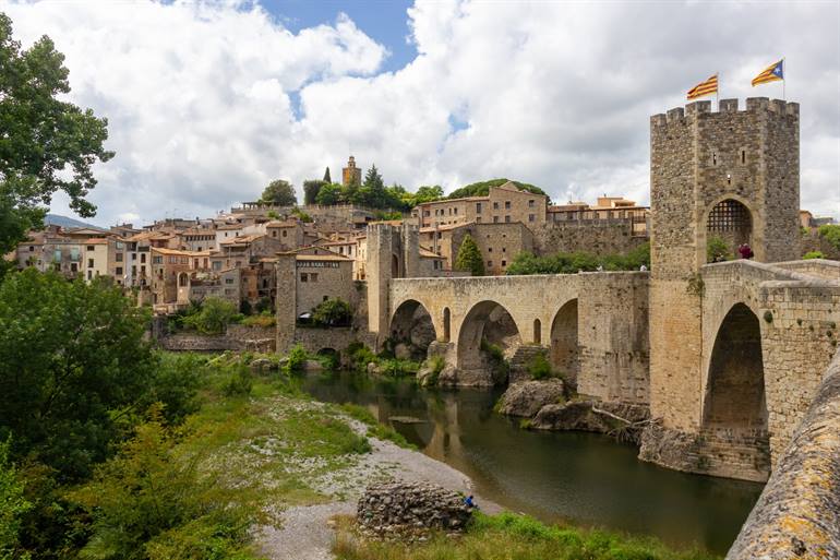 Besalu
