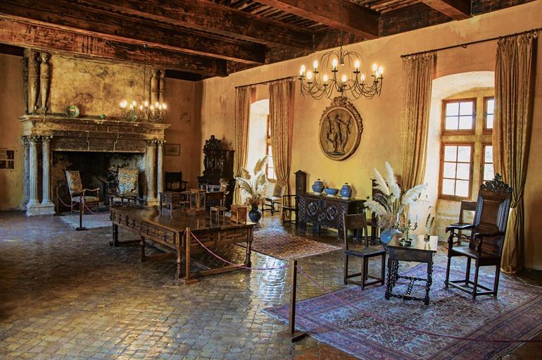 Bezoek aan het Château de Lourmarin, Vaucluse