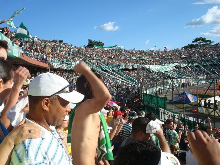 Bezoek een voetbalwedstrijd in Medellin