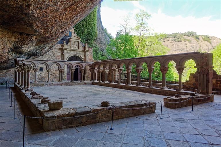 Bezoek Monasterio de San Juan de la Peña, Aragón