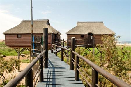 Bijzonder overnachten in de bungalows op houten palen