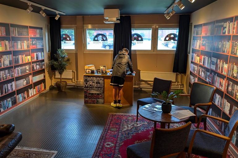 Binnen in het bezoekerscentrum