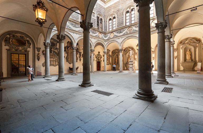 Binnenplaats van het Palazzo Medici-Riccardi, Firenze
