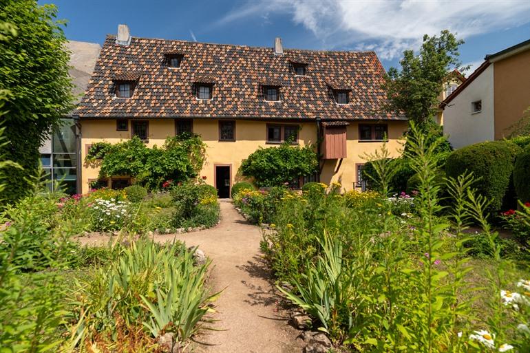 Binnentuin aan het Bachmuseum