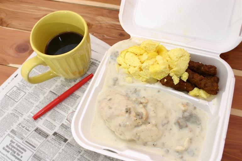 Biscuits and gravy, een stevig ontbijt
