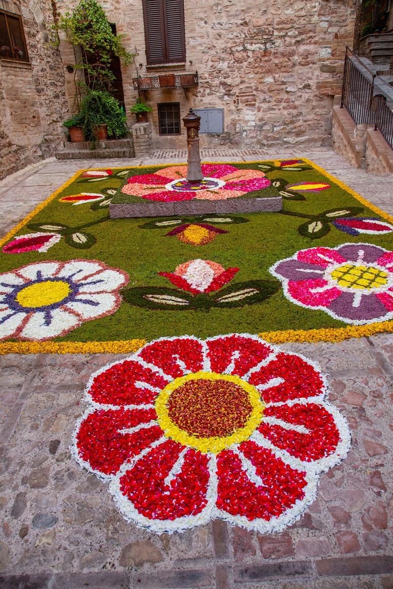 Bloemenfestival Infiorata in Spello
