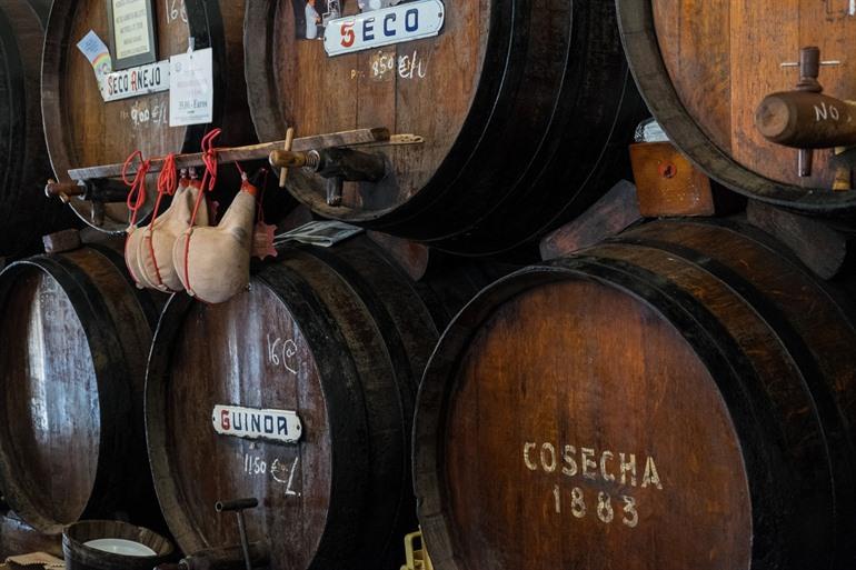 Bodega Antigua Casa de Guardia