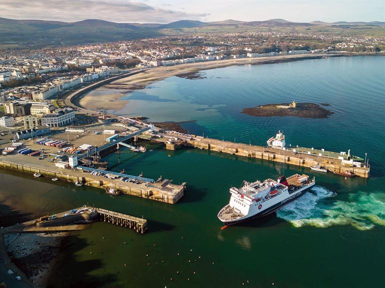 Boek hier je ferry overtocht naar Douglas op Isle of Man