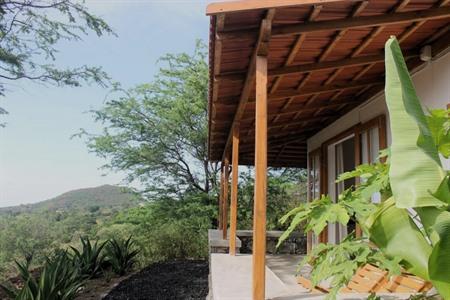 Boek je eigen privélodge op de hellingen van de caldera