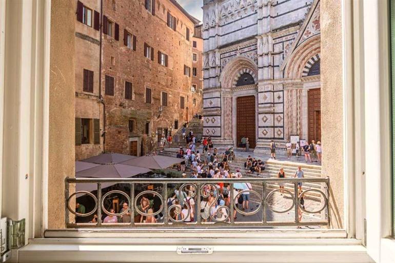 Boek je kamer met uitzicht op de Duomo di Siena