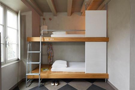 Boek je modern ingerichte kamer bij Combo Milano Hostel