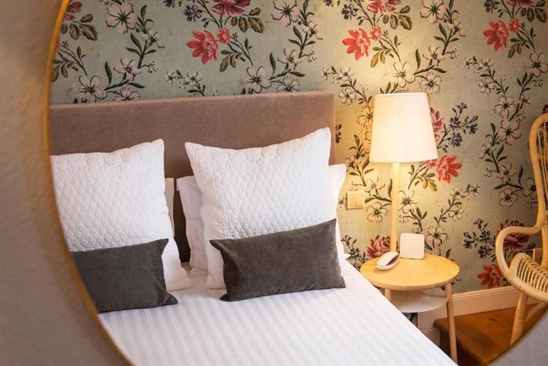 Boek je verblijf bij Hotel Edouard VII
