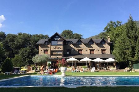 Boek je verblijf bij Hotel Florido in Sort