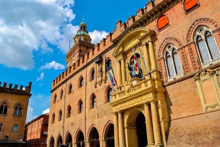 Bologna, palazzo comunale