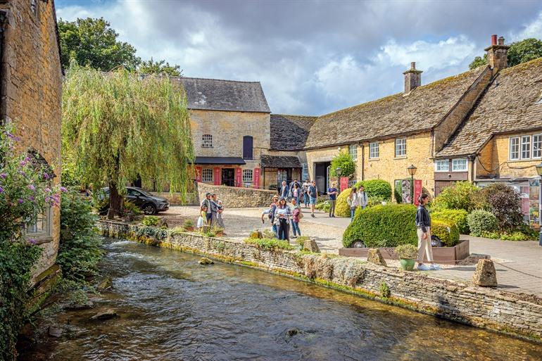 Bourton-on-the-Water