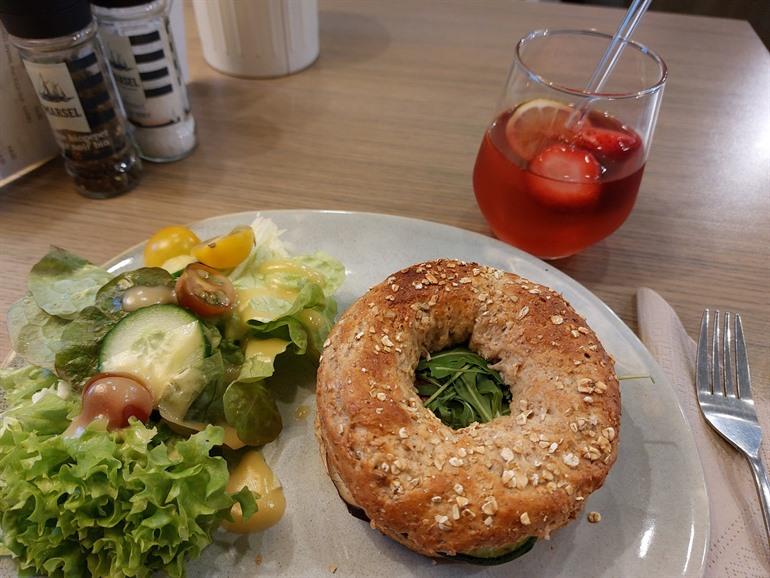 Brunch in De Vandaag in Halle