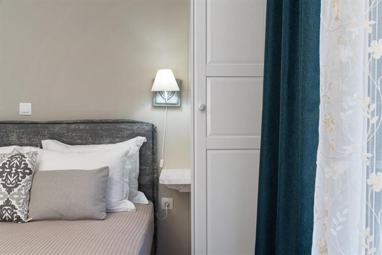 Αbsolute Athens VIII