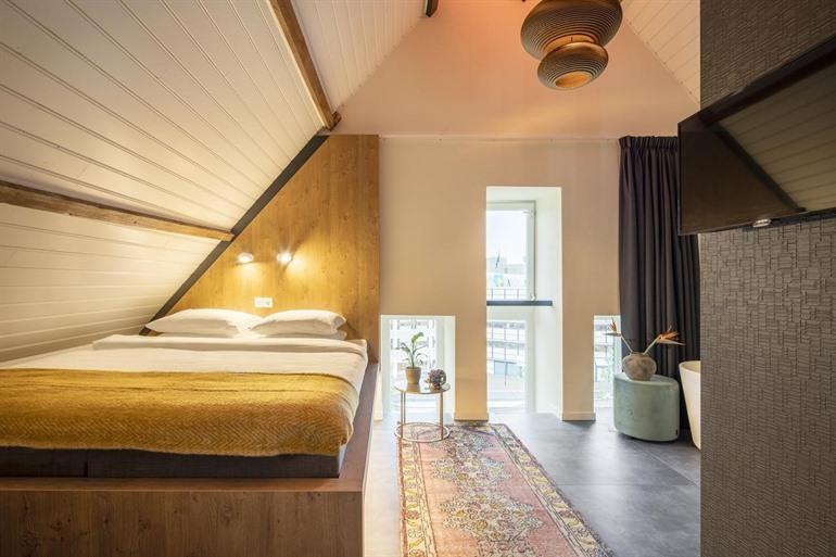 BUNK Hotel