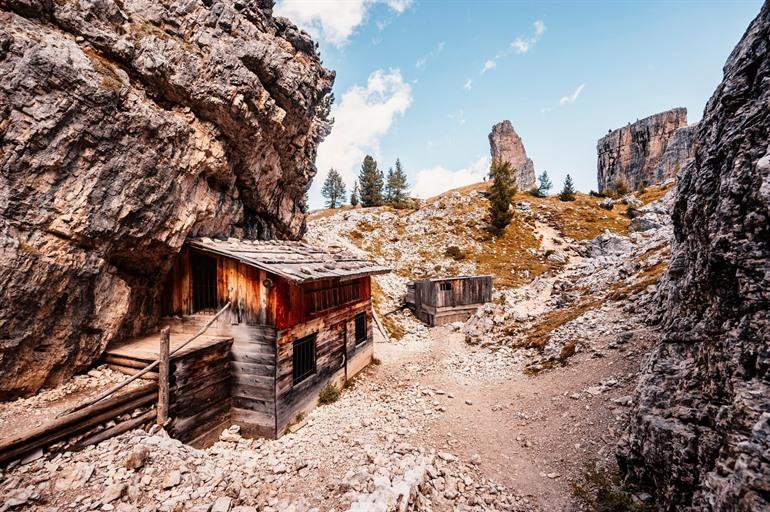 Bunkers uit de Eerste Wereldoorlog, openluchtmuseum in Cinque Torri