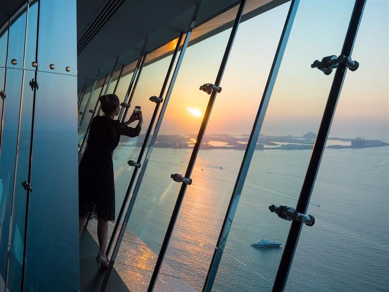 Burj al Arab Skyview bar 