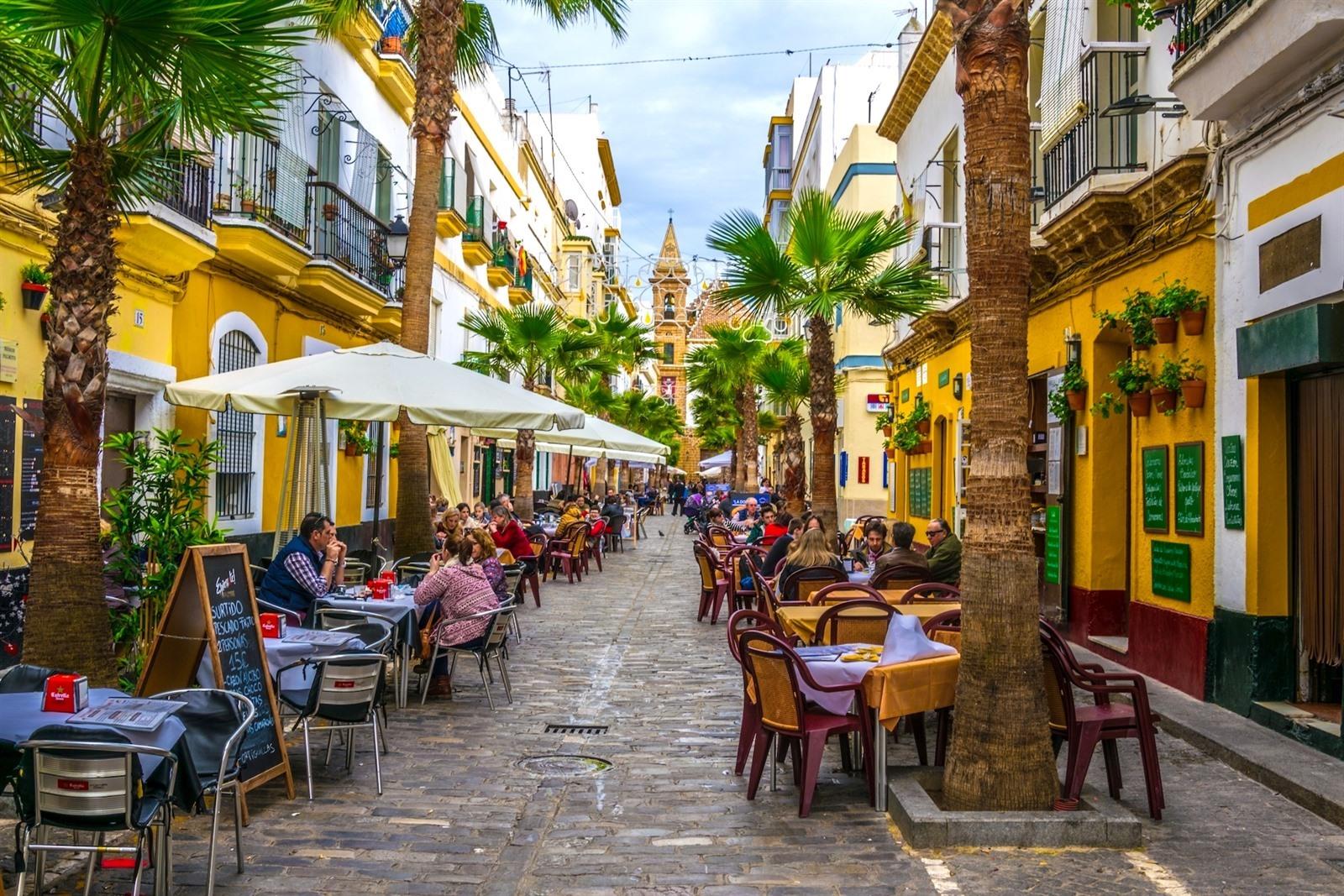 mug regio mengsel Bezienswaardigheden Cadiz: Bezoek de oudste stad van Europa