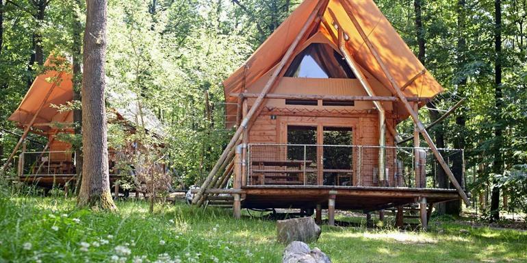 Camping Huttopia Versailles boeken