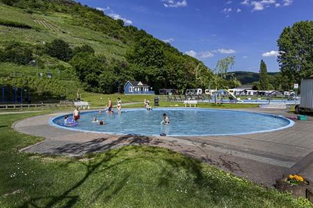 Campingpark Sonneneck aan de oevers van de Rijn boeken