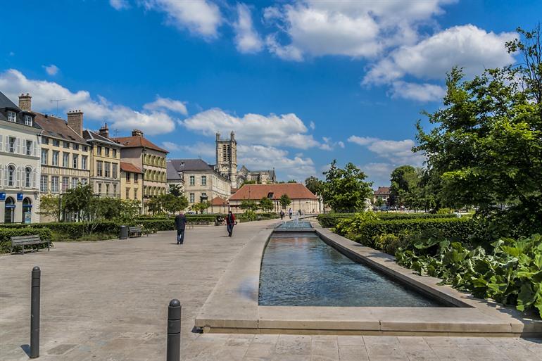 Canal du Trévois in Troyes