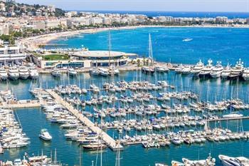 cannes port