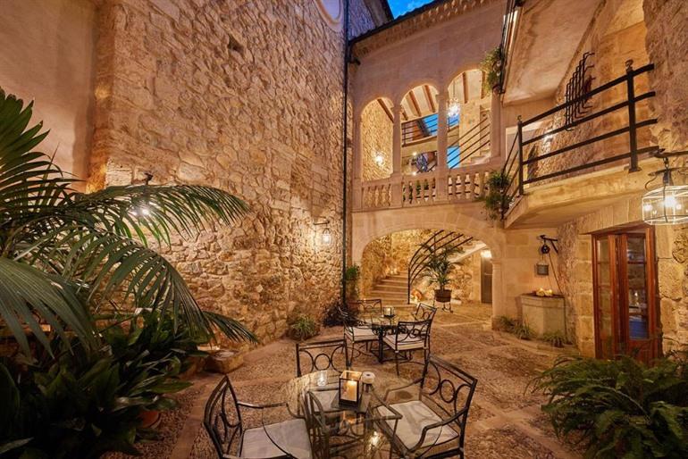 Cas Comte Suites & Spa - Adults Only boeken