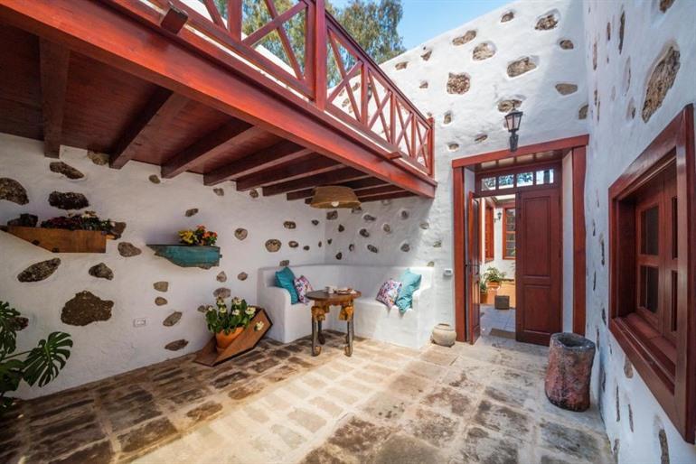 Casa Emblemática Villa Delmás boeken