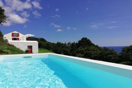 Casas de Incensos in Pontas Negras met buitenzwembad boeken
