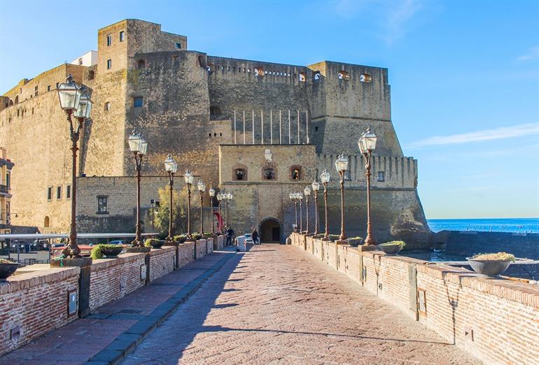 Castel dell'Ovo, Napels